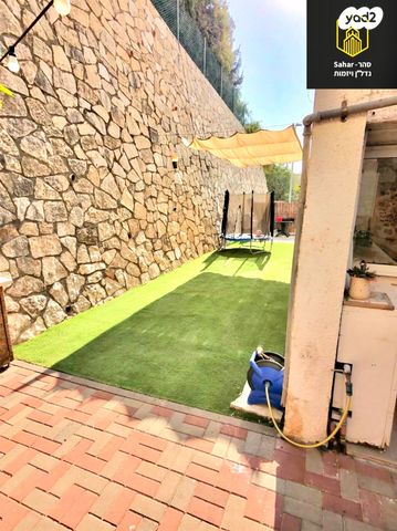 דירת גן, אלפי מנשה