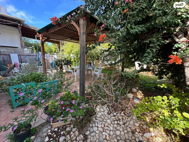 ז'בוטינסקי 9