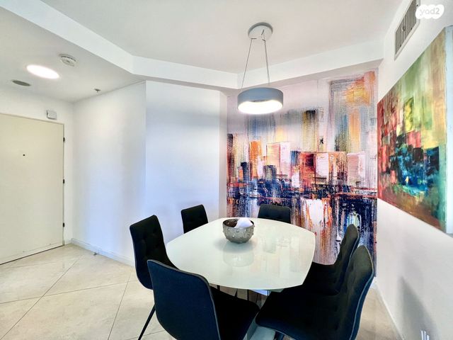 דירה, דווייט דייוויד איזנהאואר 1, אגמים, נתניה