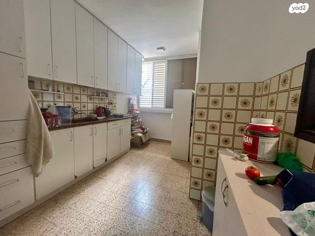 דירה, הוד השרון