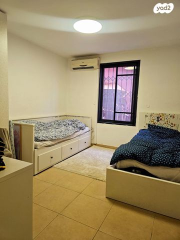 דו משפחתי, נגבה, שערי תקווה, שערי תקווה