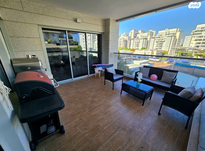 דירה, הדקל 1, קרית השרון, נתניה