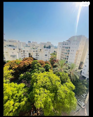 הגוש הגדול, רמת אביב החדשה, נופי ים