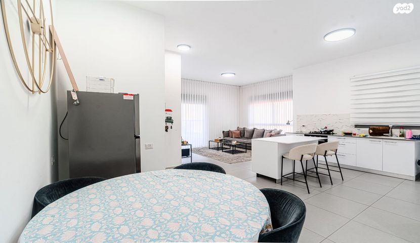 גג/ פנטהאוז, הרב דוד קדוש 3, אגמים מזרח, אשקלון