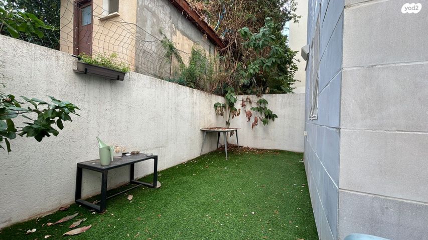 דירת גן, שדרות ירושלים, מרום נווה, רמת יצחק, רמת גן