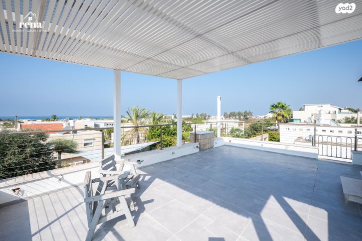 בית פרטי/ קוטג', המעוף, קיסריה