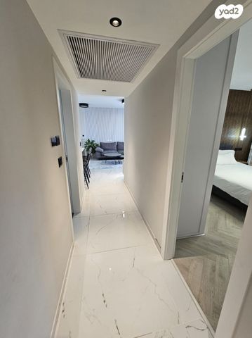 דירה, פרץ ברנשטיין, ברנע, אשקלון