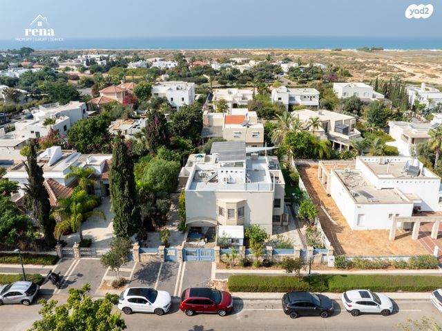 בית פרטי/ קוטג', המעוף, קיסריה