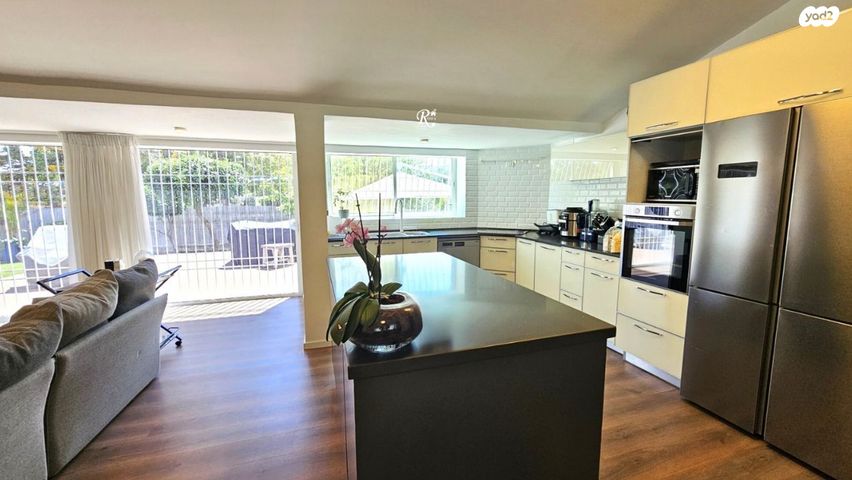 בית פרטי/ קוטג', סביון