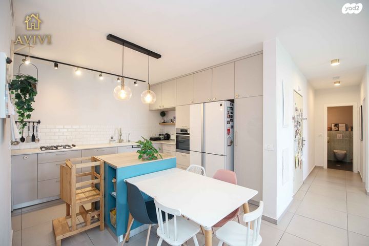 דירה, אהבת אדם 48, שרונה, כפר יונה