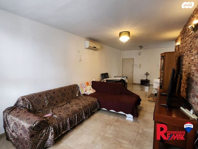 דירה, הרב קוקיס 29, עצמאות יוספטל, בת ים