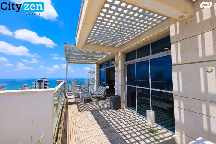 גג/ פנטהאוז, עיר ימים, נתניה