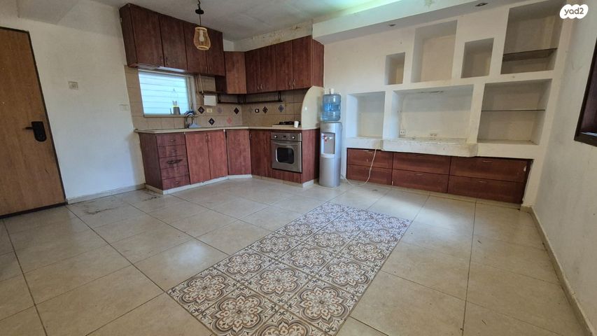 דירת גן, טולידאנו, שיכון א, טבריה