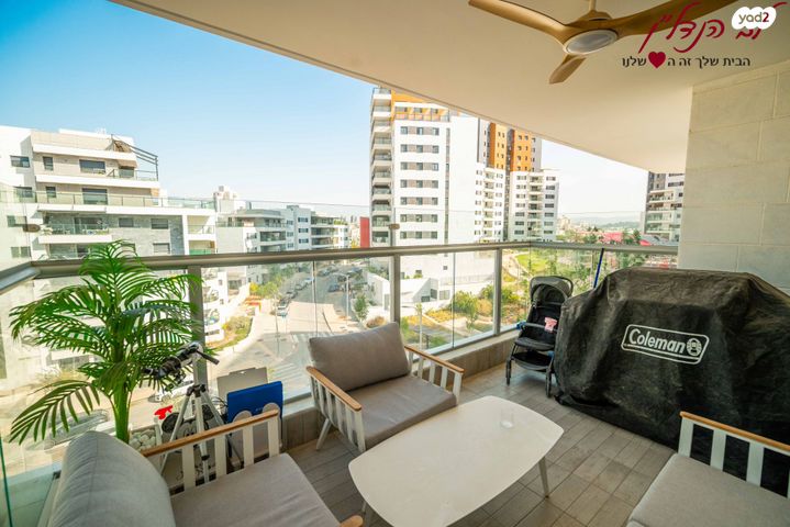 דירה, חיים ויצמן, מורשת, מודיעין מכבים רעות