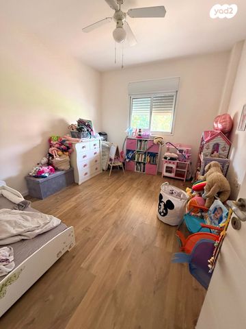 דירה, דרך המוביל, הדרים, הדרים החדשה, כפר סבא