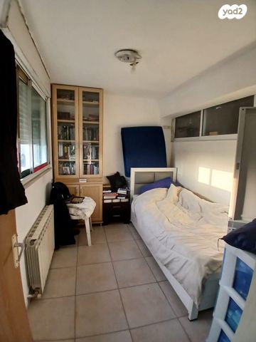 דירה, הרב חיים חביב, ירושלים