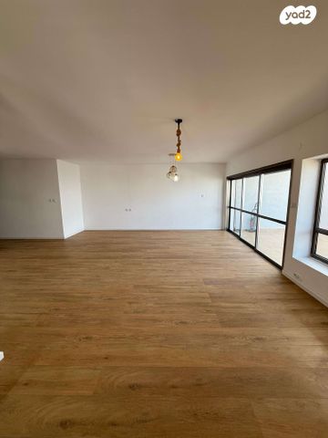 גג/ פנטהאוז, ברנע, אשקלון