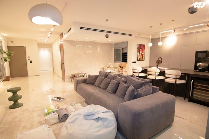 גג/ פנטהאוז, נחלת יהודה, ראשון לציון