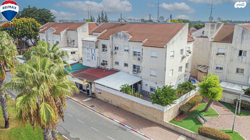 דירה, שדרות דוד המלך, אורות, אור עקיבא