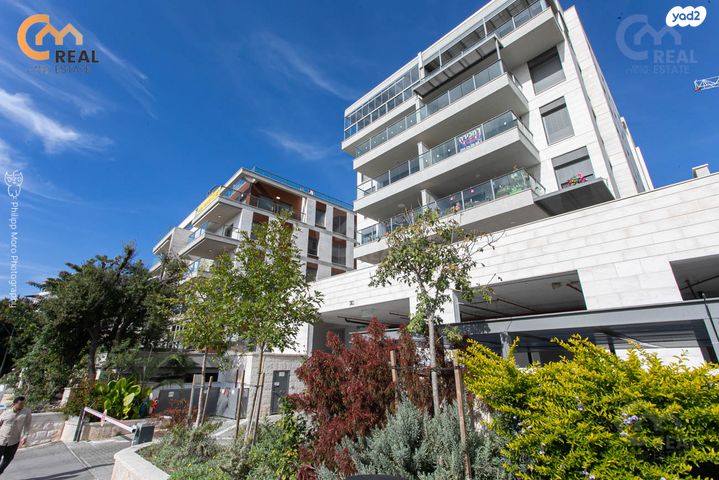 דירת גן, סמולנסקין, אחוזה, חיפה