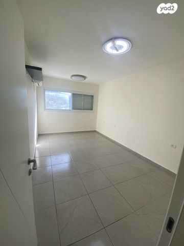 דירה, אבא הלל סילבר, יזרעאליה, חיפה