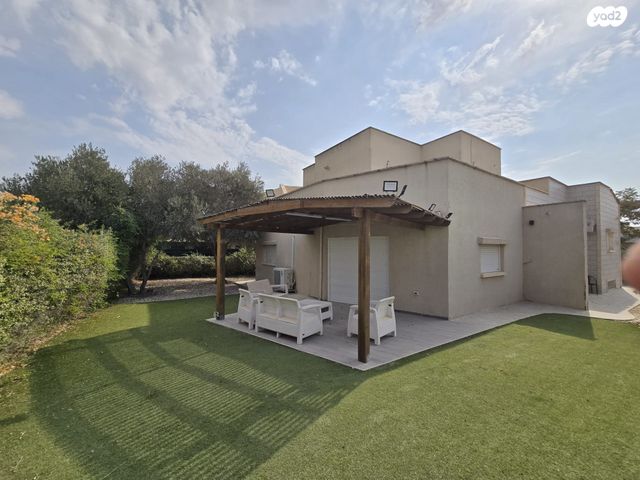 ישראל אפשטיין 