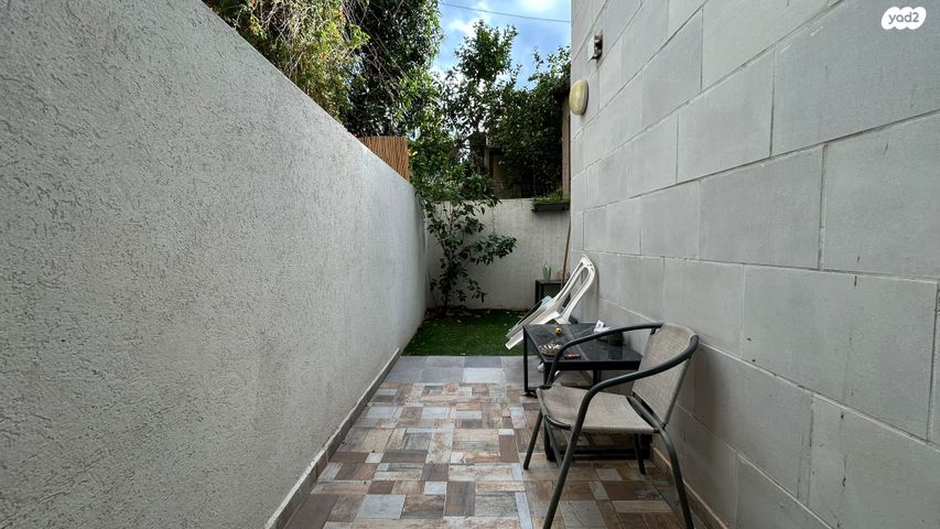 דירת גן, שדרות ירושלים, מרום נווה, רמת יצחק, רמת גן