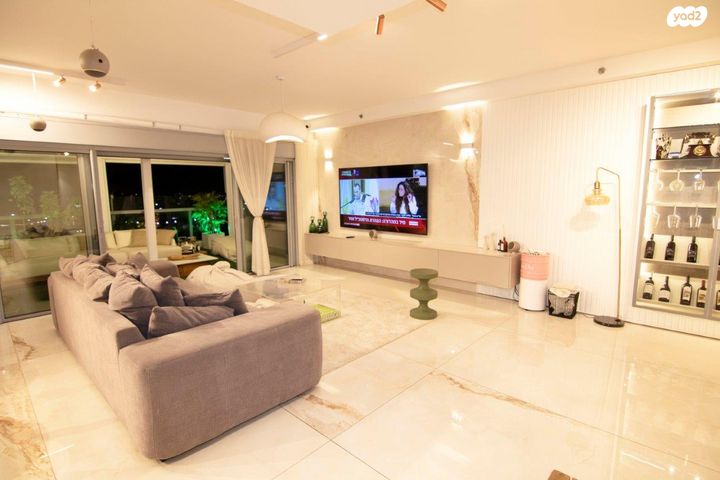 גג/ פנטהאוז, נחלת יהודה, ראשון לציון