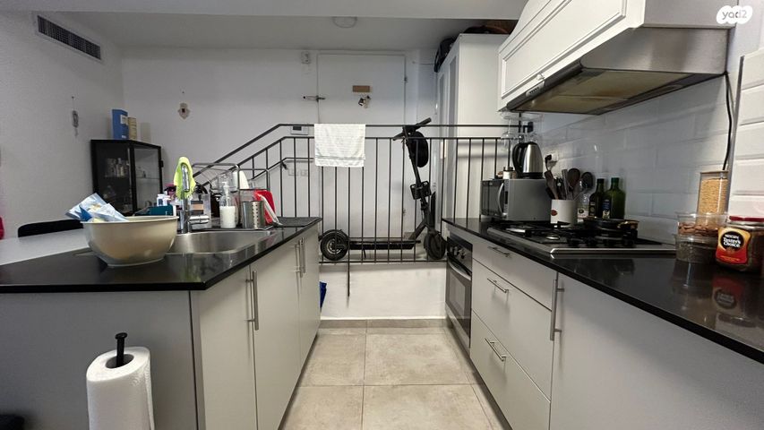 דירת גן, שדרות ירושלים, מרום נווה, רמת יצחק, רמת גן