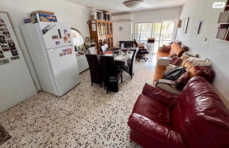 דירת גן, כרמיאל