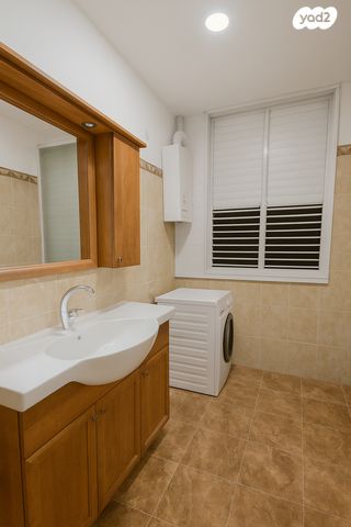 דירה, טרכטנברג 15, אברמוביץ', ראשון לציון