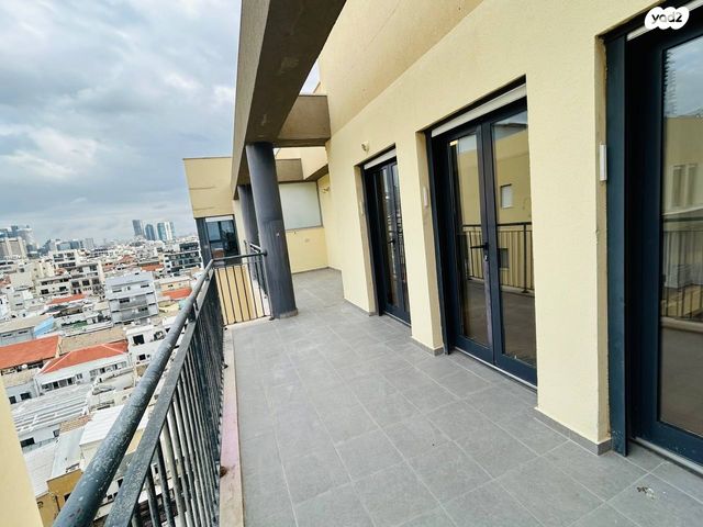 גג/ פנטהאוז, מרכולת, פלורנטין, תל אביב יפו