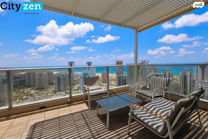 גג/ פנטהאוז, עיר ימים, נתניה