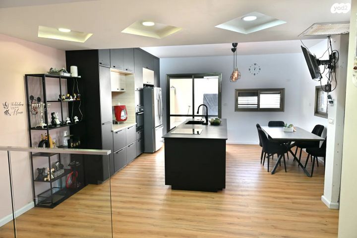 דו משפחתי, יהלום, שערי תקווה