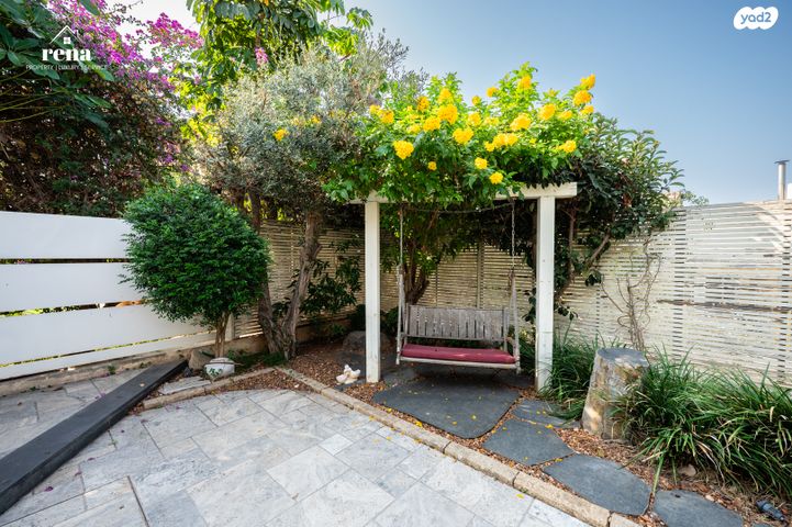 בית פרטי/ קוטג', המעוף, קיסריה