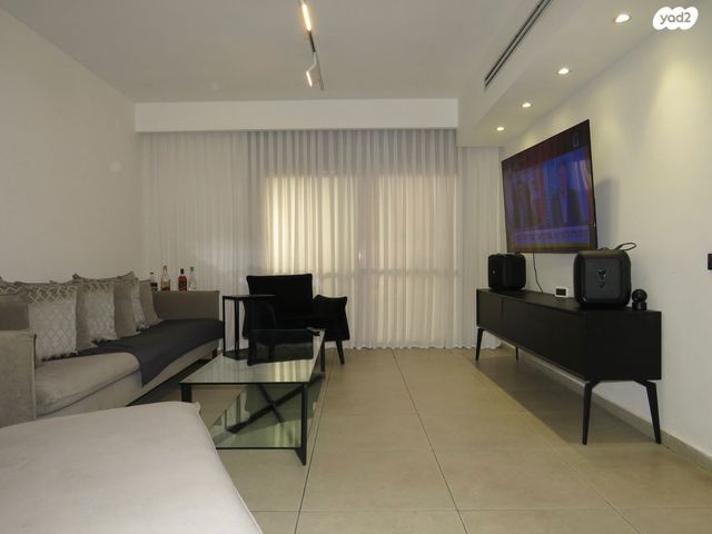 דירה, דימונה