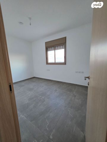 דירה, הנרקיסים 18, רכסים, רכסים