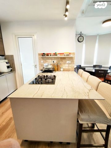 דופלקס, גולן, גבעת טל, אלפי מנשה