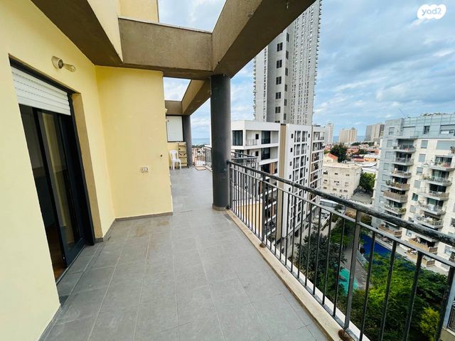 גג/ פנטהאוז, מרכולת, פלורנטין, תל אביב יפו