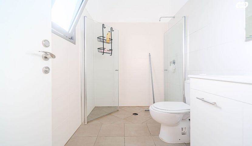 גג/ פנטהאוז, הרב דוד קדוש 3, אגמים מזרח, אשקלון