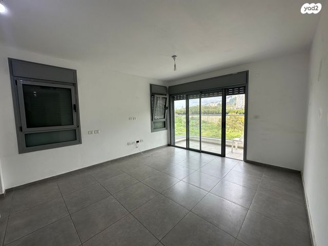 דירה, העלייה השנייה 86, בת גלים, חיפה