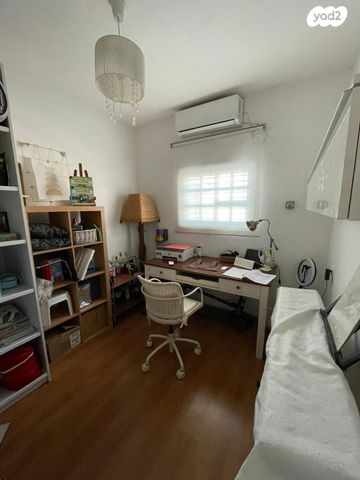 דירה, הראל, ארלוזורוב, גבעתיים