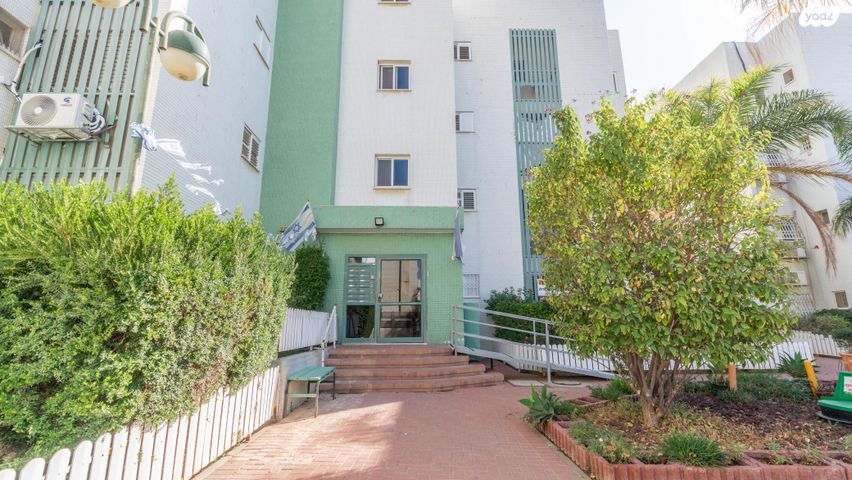 דירת גן, לאה אמנו 21, נווה מנחם, באר שבע