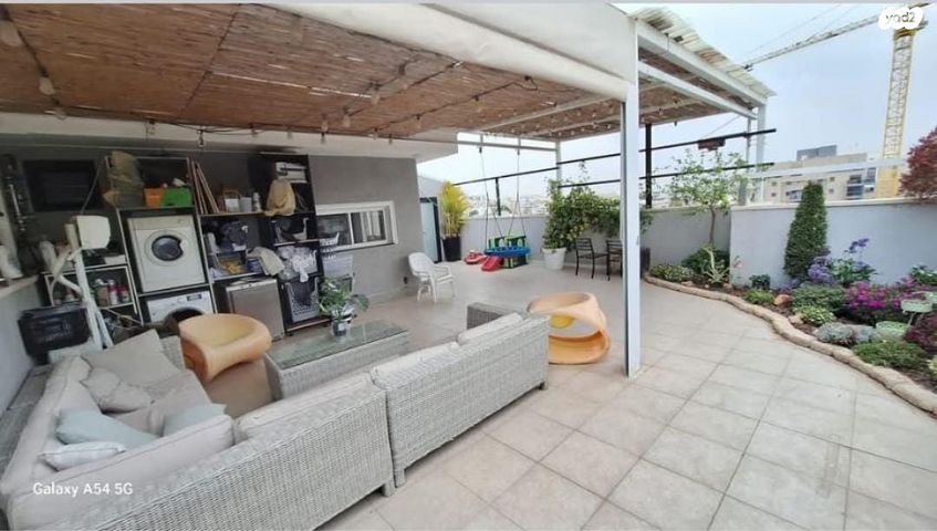 דופלקס, רחובות