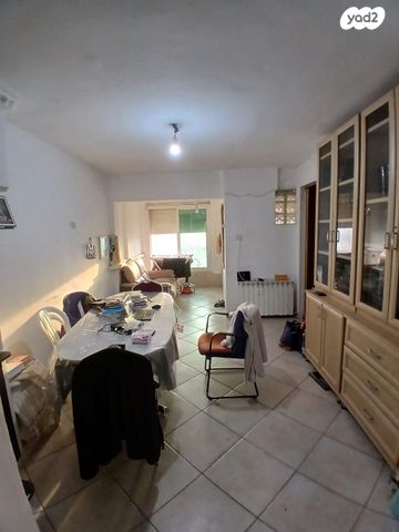 דירה, הרב חיים חביב, ירושלים