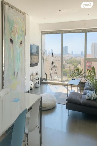 ניסים אלוני 3