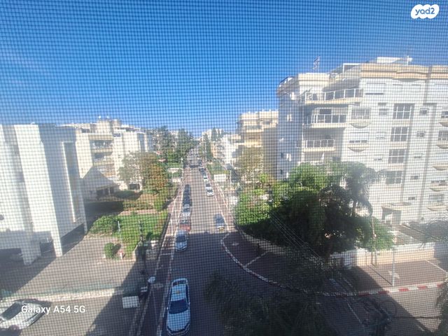 גג/ פנטהאוז, שמעון רייך, עיר, מרכז העיר, נהריה