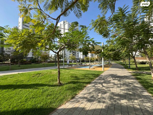 דירה, נחשול 12, נופרים, ראש העין