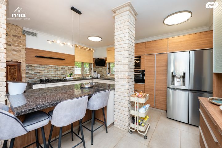 בית פרטי/ קוטג', המעוף, קיסריה