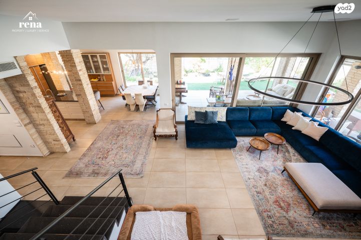 בית פרטי/ קוטג', המעוף, קיסריה